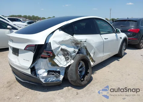 2023 Tesla Model Y Awd/Long Range Dual Motor All-Wheel Drive from USA, damaged, VIN 7SAYGAEE0PF685043